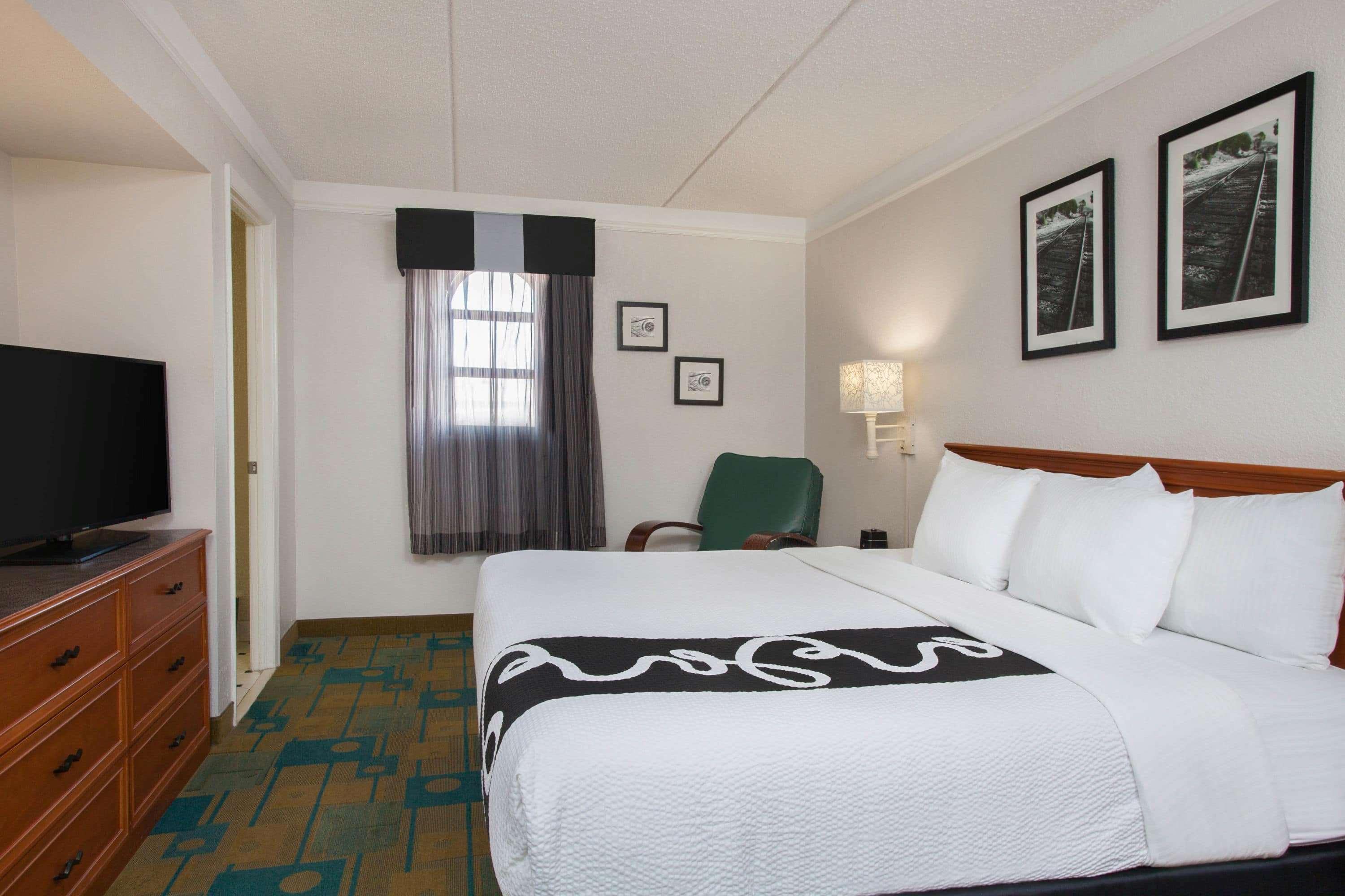 Baymont By Wyndham Fort Myers Central Экстерьер фото