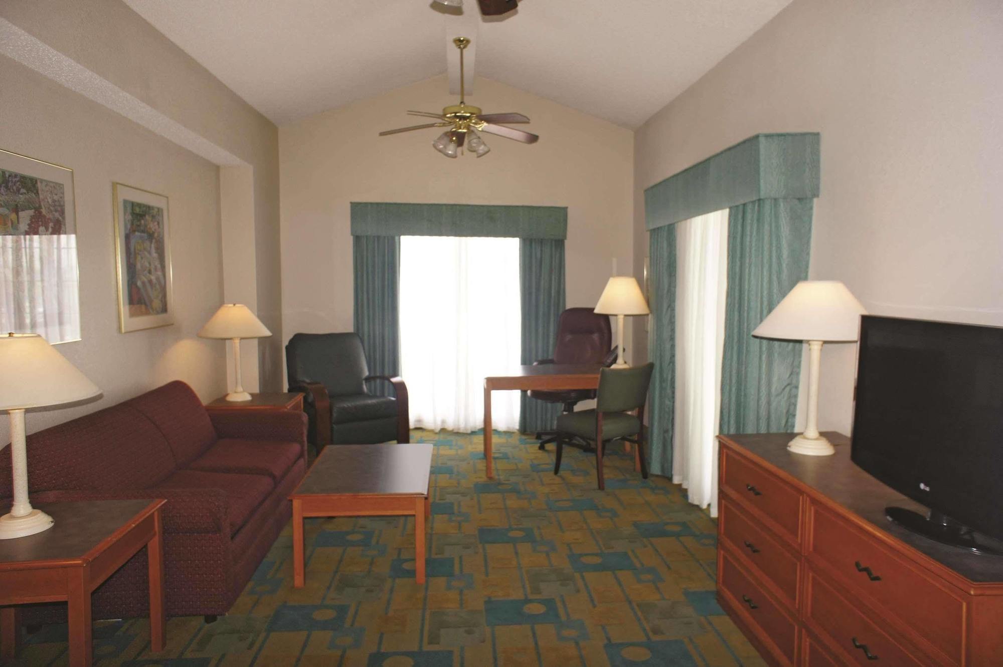 Baymont By Wyndham Fort Myers Central Экстерьер фото